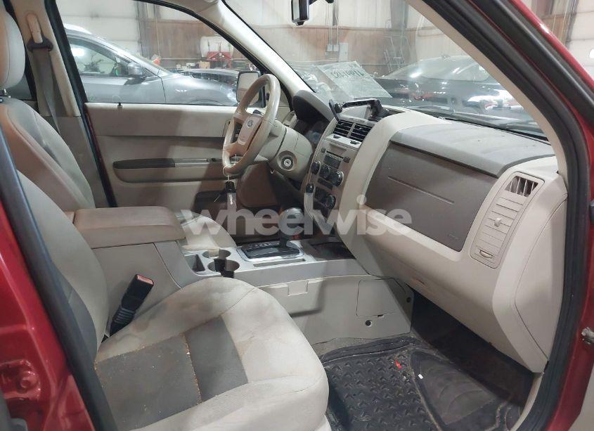Photo 5 of 2008 Ford Escape XLT (VIN 1FMCU93148KB15786)
