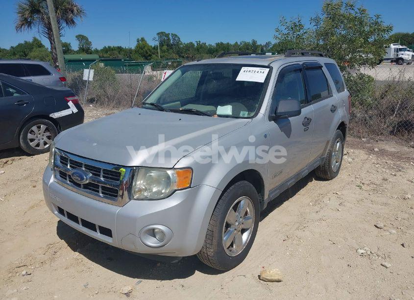 Photo 2 of 2008 Ford Escape XLT (VIN 1FMCU93148KB36508)