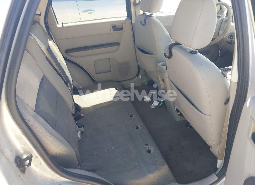 Photo 8 of 2008 Ford Escape XLT (VIN 1FMCU93148KB36508)