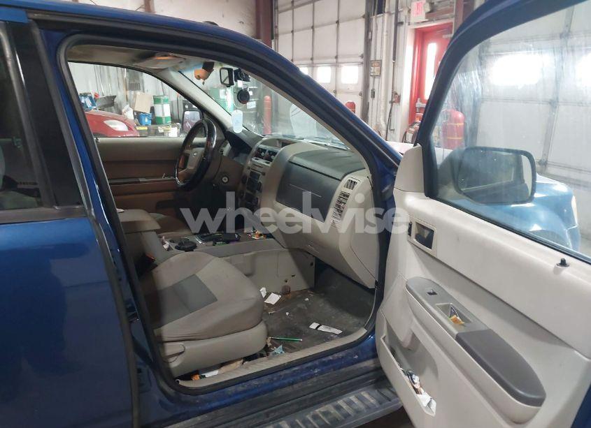 Photo 5 of 2008 Ford Escape XLT (VIN 1FMCU93148KC45342)