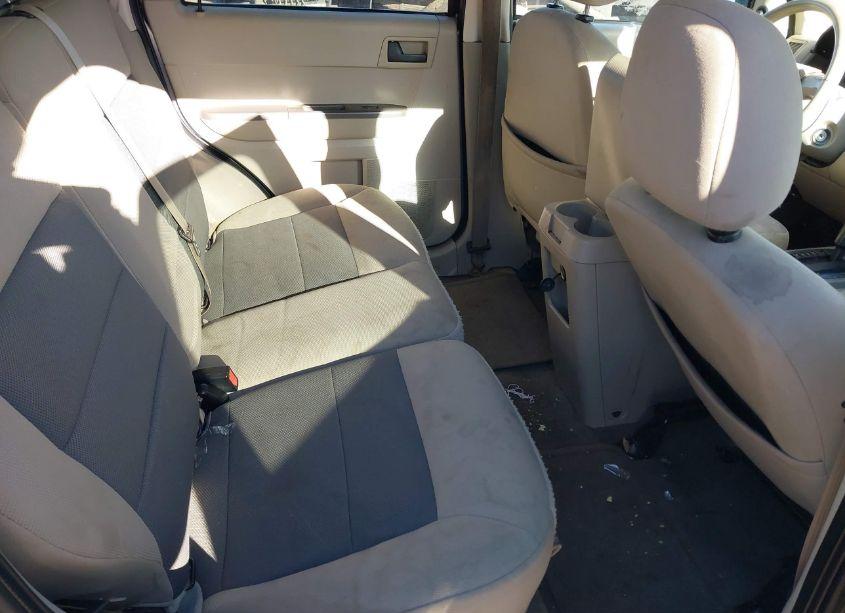 Photo 8 of 2008 Ford Escape XLT (VIN 1FMCU93148KC81676)