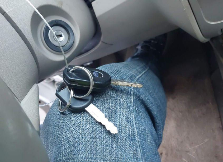 Photo 11 of 2008 Ford Escape XLT (VIN 1FMCU93148KE68240)