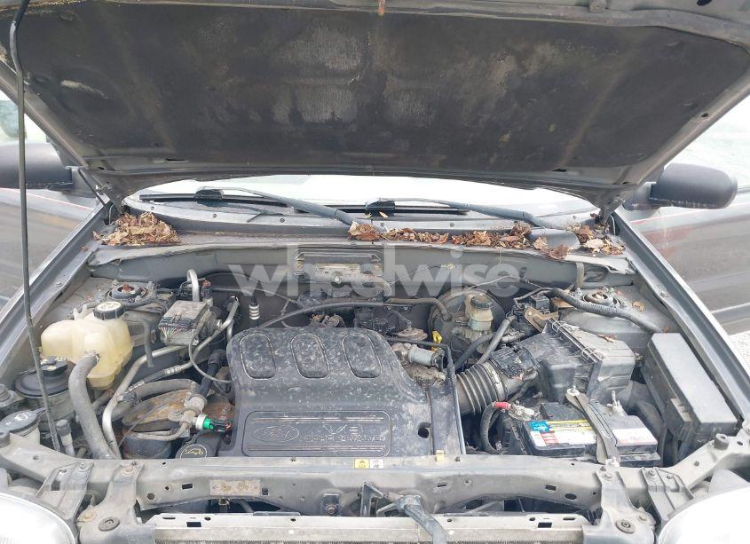 Photo 10 of 2003 Ford Escape XLT (VIN 1FMCU93153KE19119)