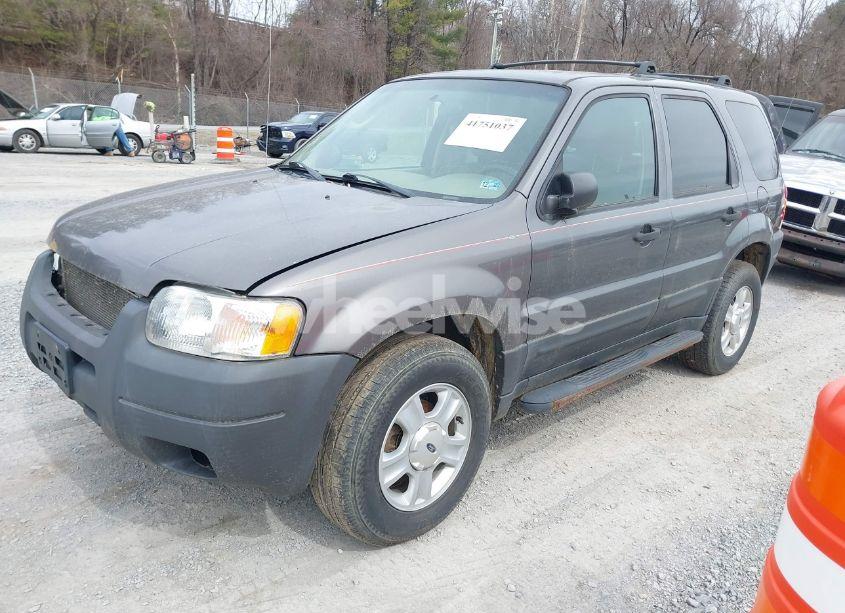 Photo 2 of 2003 Ford Escape XLT (VIN 1FMCU93153KE19119)