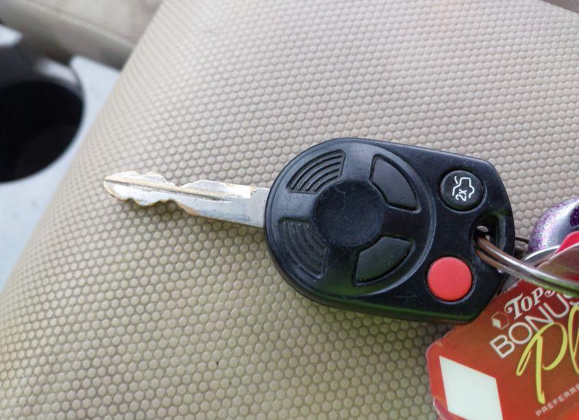 Photo 11 of 2008 Ford Escape XLT (VIN 1FMCU93158KA30097)