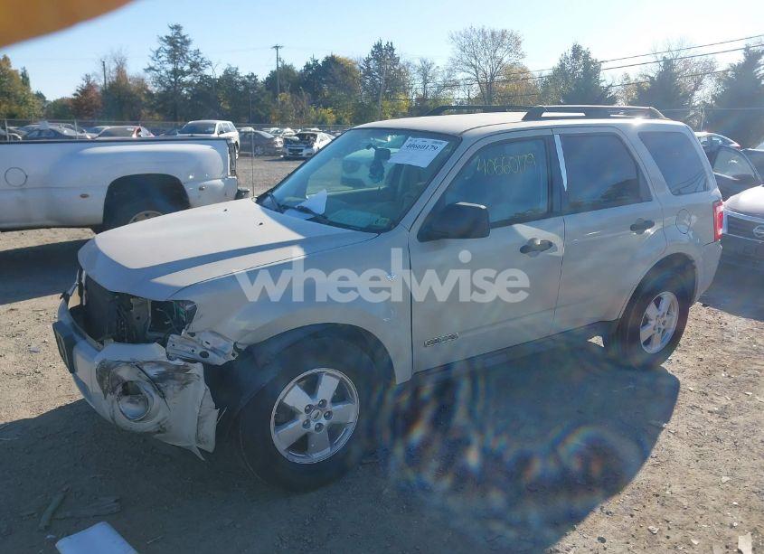 Photo 2 of 2008 Ford Escape XLT (VIN 1FMCU93158KA39754)