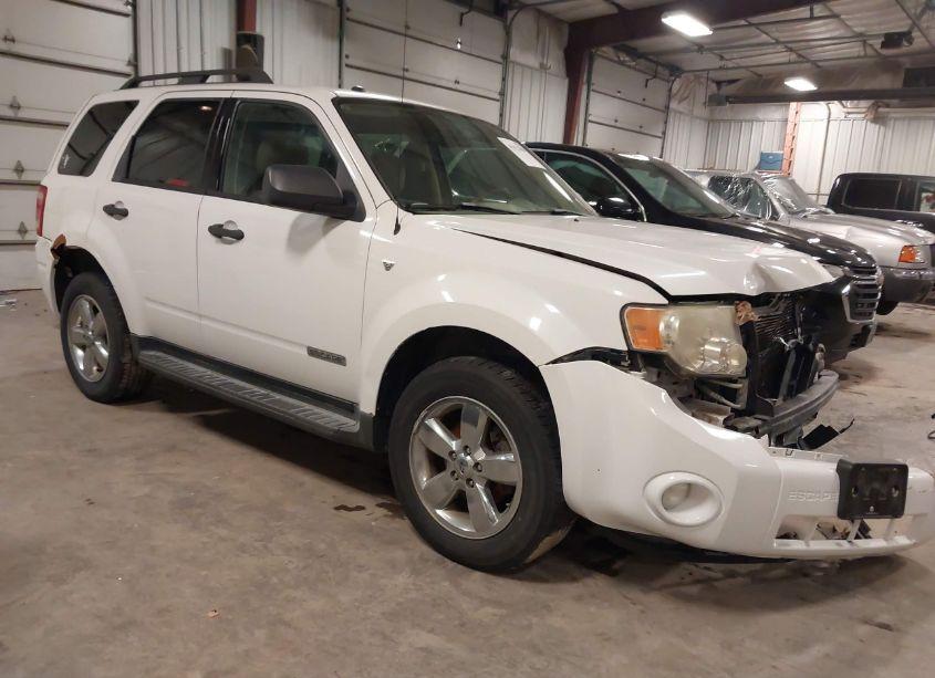 2008 Ford Escape XLT (VIN 1FMCU93158KA86508) main photo