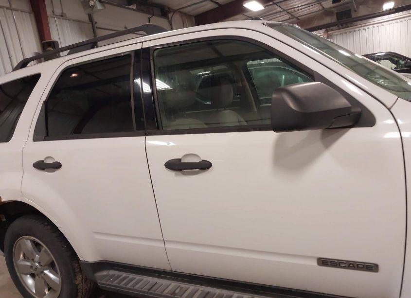 Photo 14 of 2008 Ford Escape XLT (VIN 1FMCU93158KA86508)