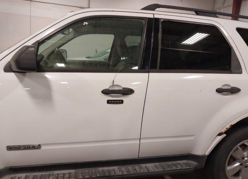 Photo 15 of 2008 Ford Escape XLT (VIN 1FMCU93158KA86508)