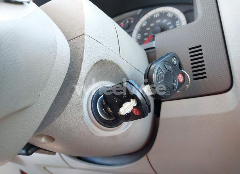 Photo 11 of 2008 Ford Escape XLT (VIN 1FMCU93158KC33247)