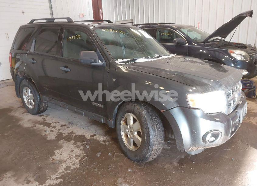 2008 Ford Escape XLT (VIN 1FMCU93158KE02473) main photo
