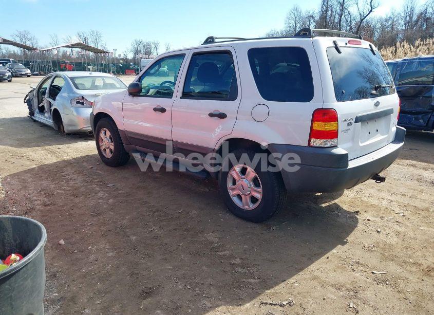 Photo 3 of 2003 Ford Escape XLT (VIN 1FMCU93163KB78008)