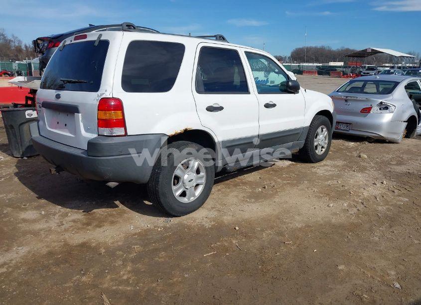 Photo 4 of 2003 Ford Escape XLT (VIN 1FMCU93163KB78008)