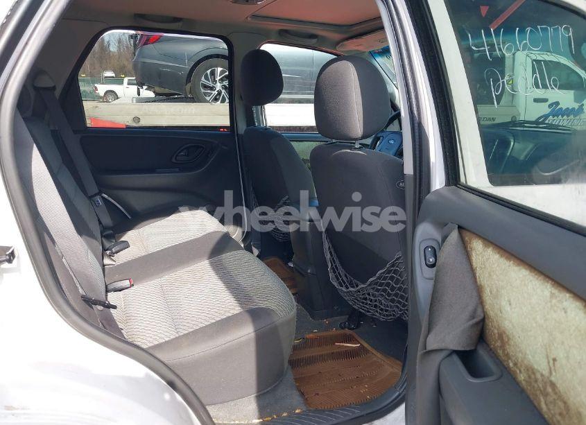 Photo 8 of 2003 Ford Escape XLT (VIN 1FMCU93163KB78008)