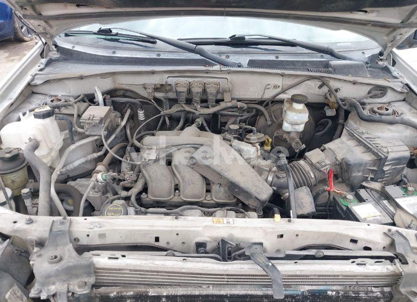 Photo 10 of 2005 Ford Escape XLT (VIN 1FMCU93165KA94970)