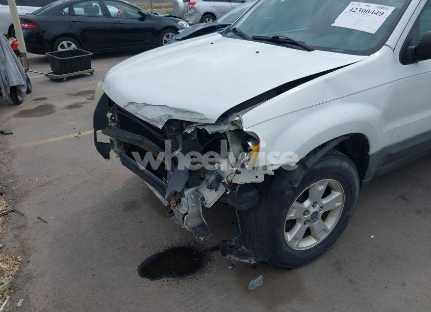 Photo 6 of 2005 Ford Escape XLT (VIN 1FMCU93165KA94970)
