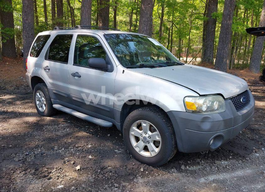 2007 Ford Escape XLT/XLT SPORT (VIN 1FMCU93167KA51832) main photo