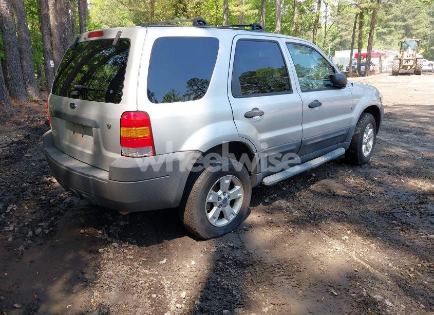 Photo 4 of 2007 Ford Escape XLT/XLT SPORT (VIN 1FMCU93167KA51832)
