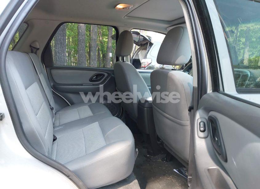 Photo 8 of 2007 Ford Escape XLT/XLT SPORT (VIN 1FMCU93167KA51832)