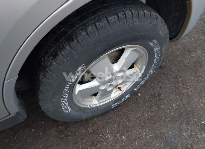 Photo 12 of 2008 Ford Escape XLT (VIN 1FMCU93168KA03345)