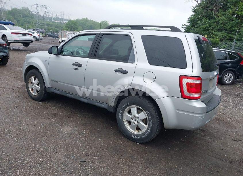 Photo 3 of 2008 Ford Escape XLT (VIN 1FMCU93168KA03345)