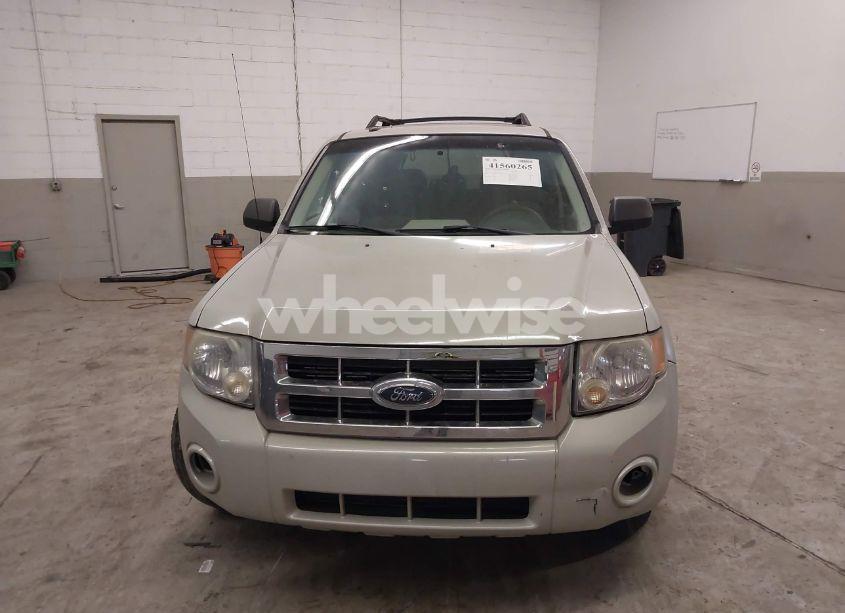 Photo 12 of 2008 Ford Escape XLT (VIN 1FMCU93168KC63535)