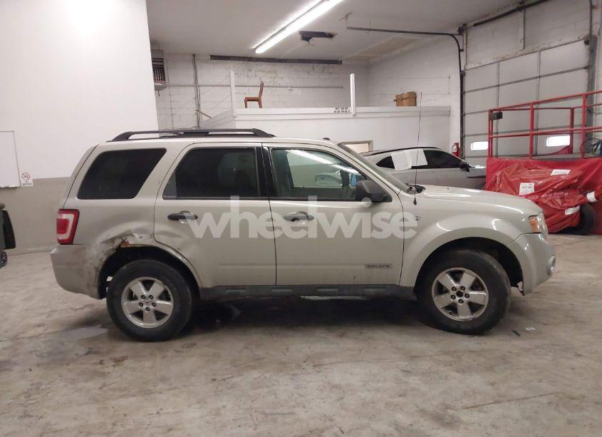Photo 13 of 2008 Ford Escape XLT (VIN 1FMCU93168KC63535)