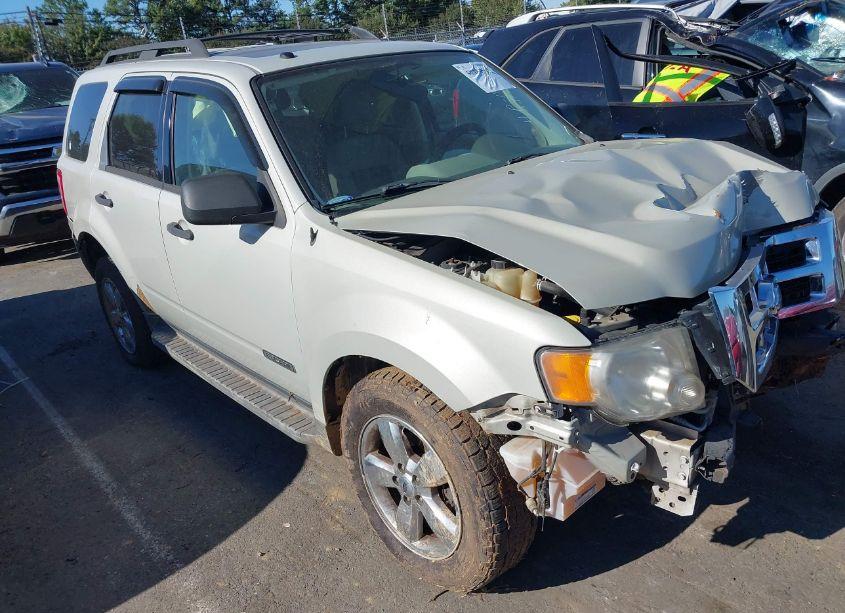 2008 Ford Escape XLT (VIN 1FMCU93168KC70596) main photo
