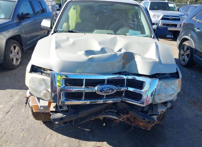 Photo 10 of 2008 Ford Escape XLT (VIN 1FMCU93168KC70596)