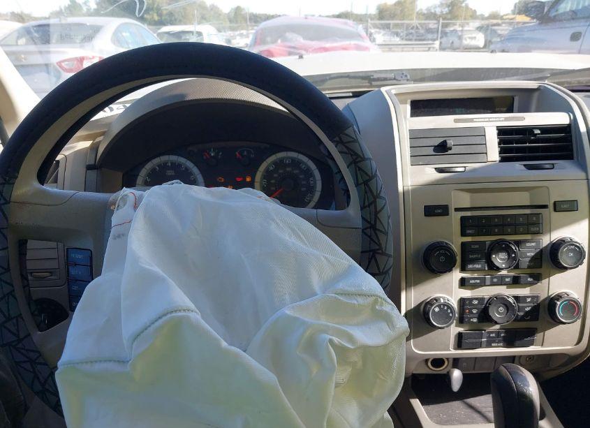 Photo 7 of 2008 Ford Escape XLT (VIN 1FMCU93168KC70596)