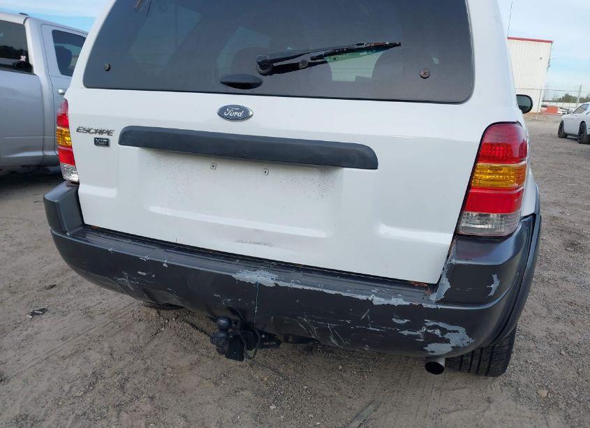 Photo 6 of 2003 Ford Escape XLT (VIN 1FMCU93173KA70285)