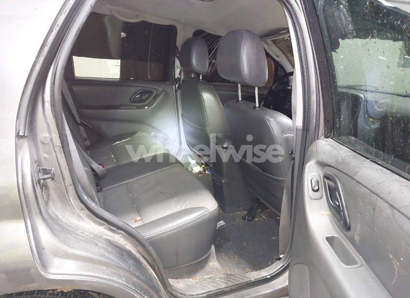 Photo 8 of 2004 Ford Escape XLT (VIN 1FMCU93174KB67570)