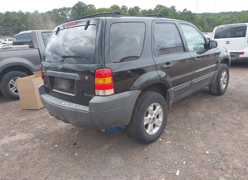 Photo 4 of 2007 Ford Escape XLT/XLT SPORT (VIN 1FMCU93177KB06420)