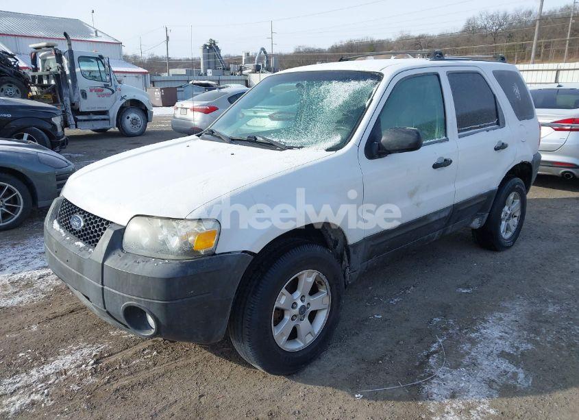 Photo 2 of 2007 Ford Escape XLT/XLT SPORT (VIN 1FMCU93177KB25212)