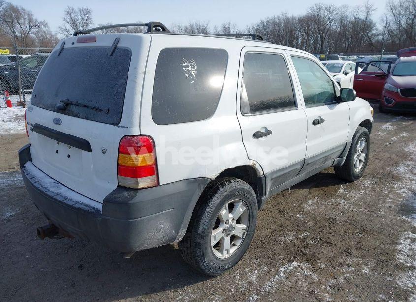 Photo 4 of 2007 Ford Escape XLT/XLT SPORT (VIN 1FMCU93177KB25212)