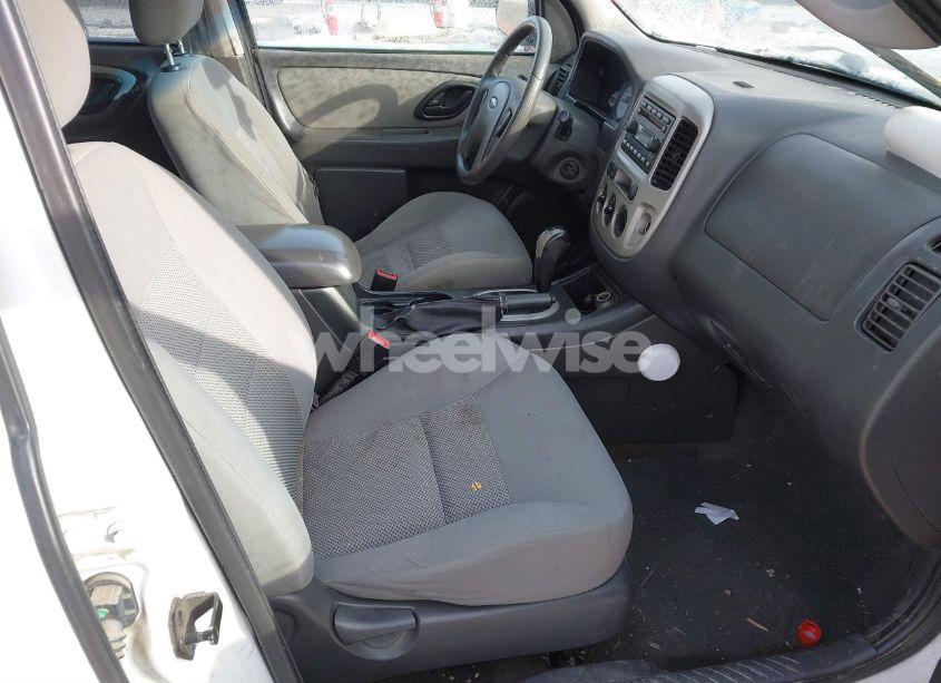 Photo 5 of 2007 Ford Escape XLT/XLT SPORT (VIN 1FMCU93177KB25212)