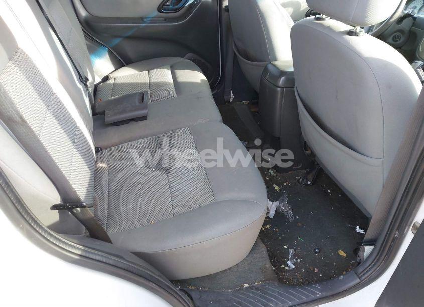 Photo 8 of 2007 Ford Escape XLT/XLT SPORT (VIN 1FMCU93177KB25212)