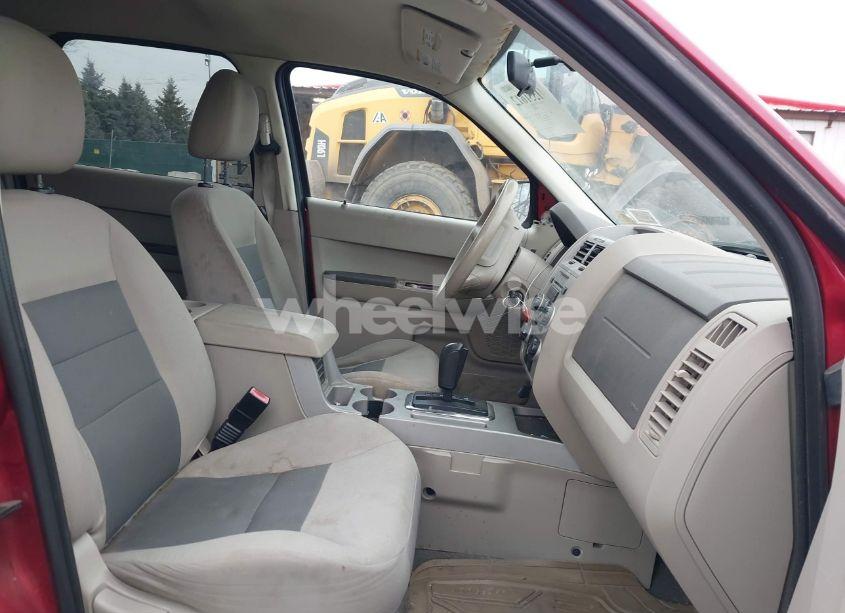 Photo 5 of 2008 Ford Escape XLT (VIN 1FMCU93178KC14392)