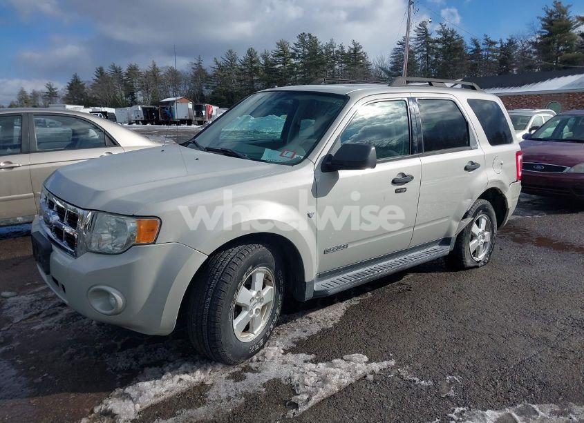 Photo 2 of 2008 Ford Escape XLT (VIN 1FMCU93178KC40670)