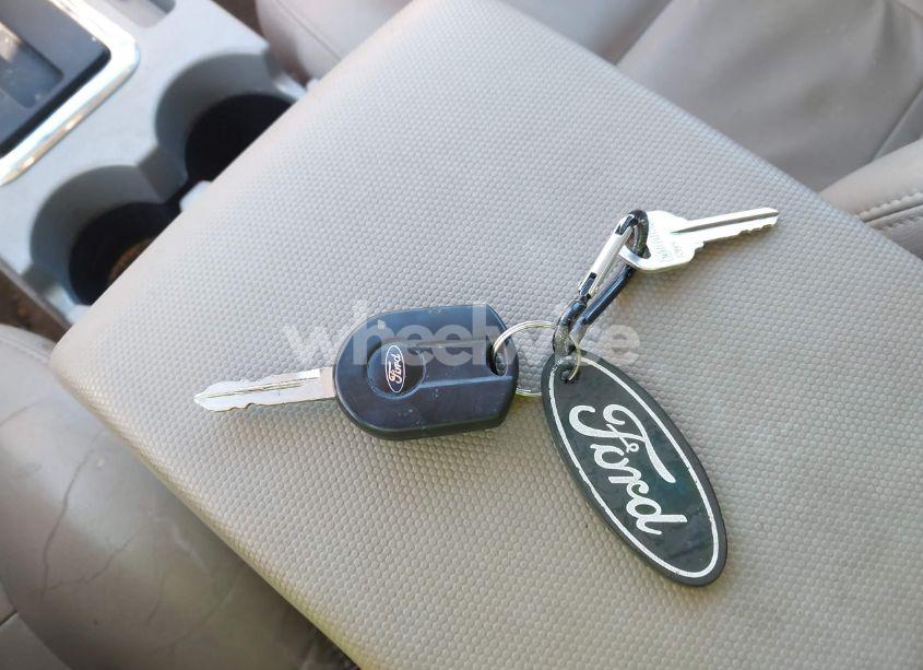 Photo 11 of 2008 Ford Escape XLT (VIN 1FMCU93178KD32359)