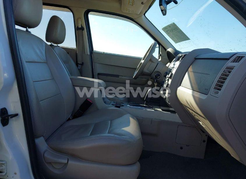 Photo 5 of 2008 Ford Escape XLT (VIN 1FMCU93178KD32359)