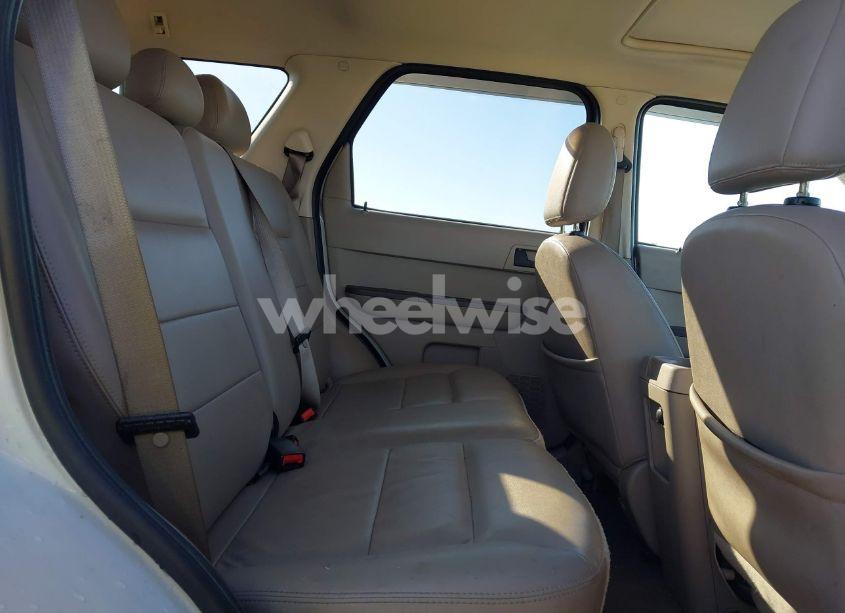 Photo 8 of 2008 Ford Escape XLT (VIN 1FMCU93178KD32359)