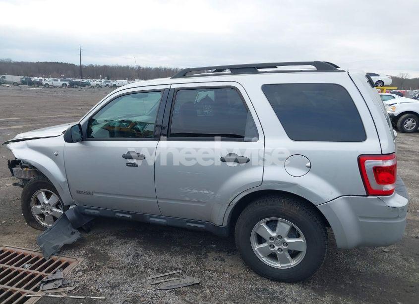Photo 14 of 2008 Ford Escape XLT (VIN 1FMCU93178KD41398)