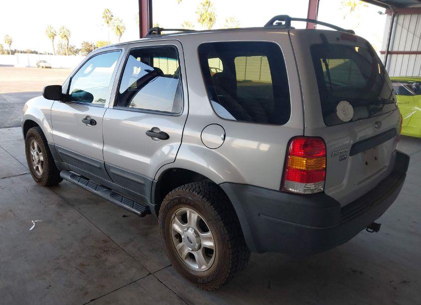 Photo 3 of 2004 Ford Escape XLT (VIN 1FMCU93184KA43274)