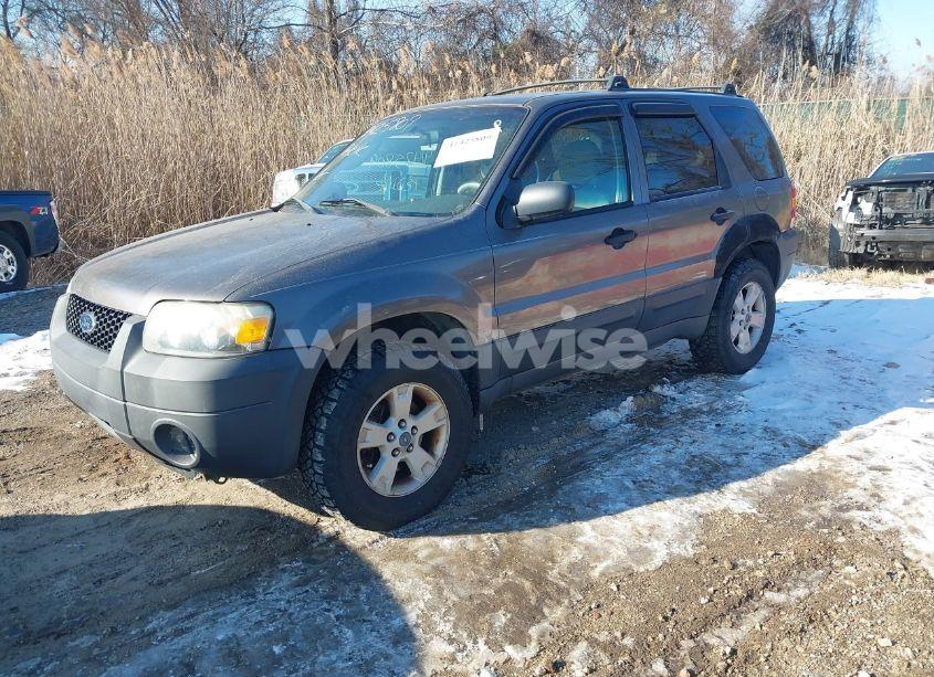 Photo 2 of 2006 Ford Escape XLT/XLT SPORT (VIN 1FMCU93186KA32794)