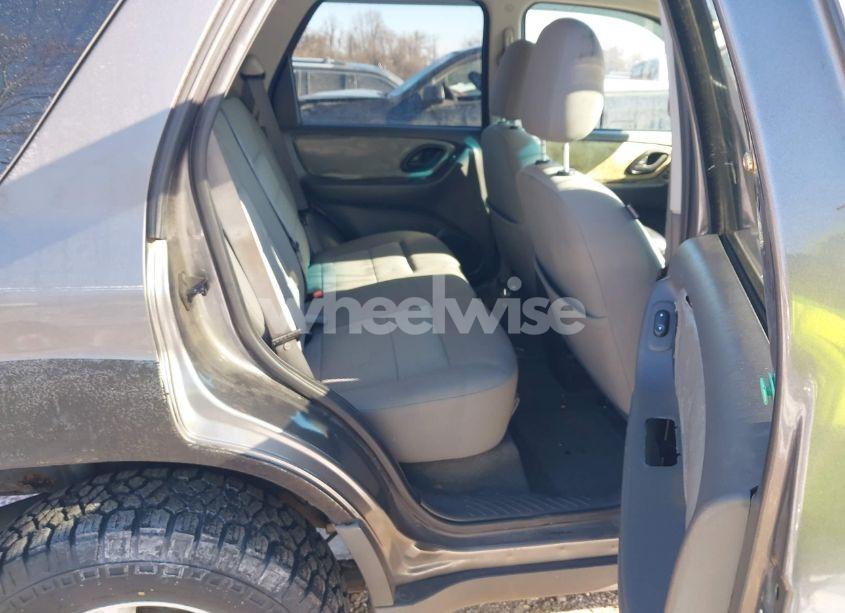 Photo 8 of 2006 Ford Escape XLT/XLT SPORT (VIN 1FMCU93186KA32794)