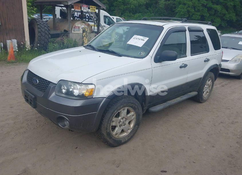 Photo 2 of 2006 Ford Escape XLT/XLT SPORT (VIN 1FMCU93186KD02820)