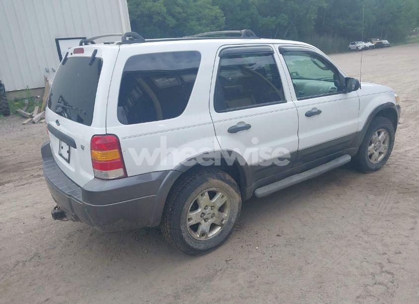 Photo 4 of 2006 Ford Escape XLT/XLT SPORT (VIN 1FMCU93186KD02820)