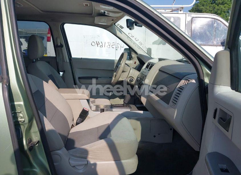 Photo 5 of 2008 Ford Escape XLT (VIN 1FMCU93188KA89855)