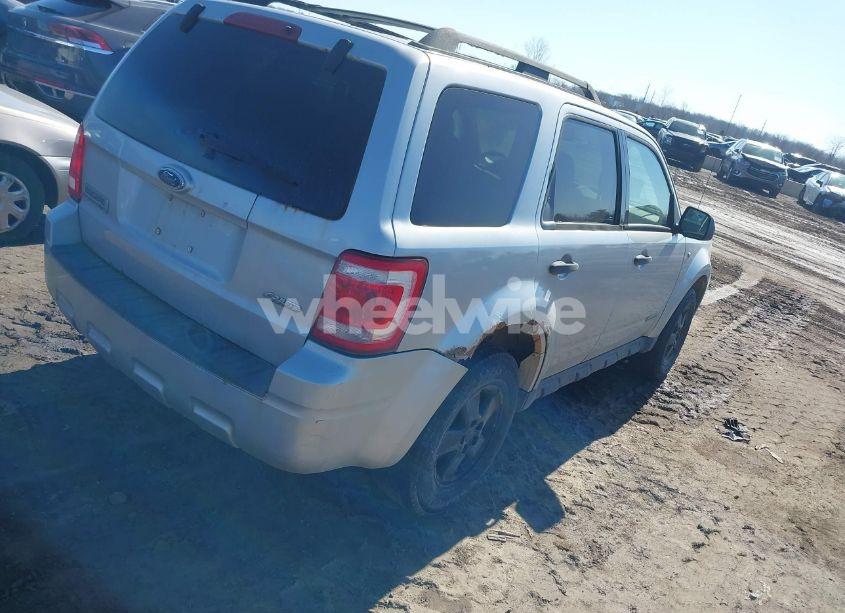Photo 4 of 2008 Ford Escape XLT (VIN 1FMCU93188KB09750)